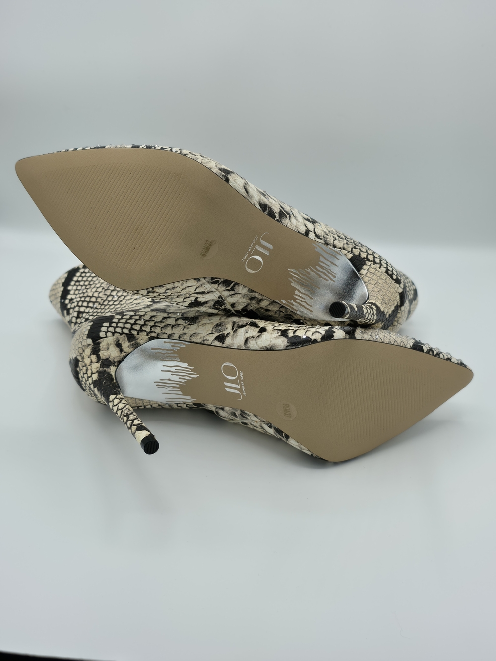 Jennifer Lopez Black and Cream Snake-Print Stiletto Ankle Boots with Crystals - Picture 4 of 4